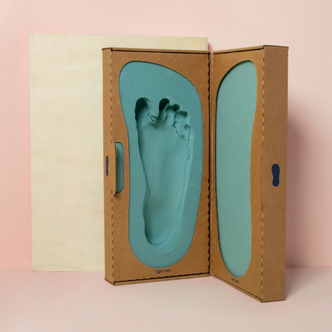 Custom orthotics foot mold with a right foot print  