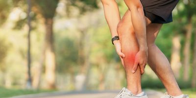 Prevent Shin Splints with Compression Socks: Tips and Tricks - Custom  Orthotics Blog - Upstep
