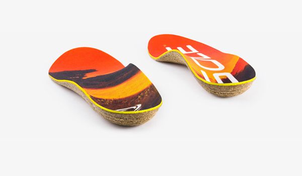 SOLE Performance Medium Insoles at an angle